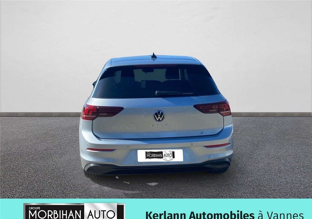 VOLKSWAGEN GOLF 1.5 EHYBRID 204 DSG6