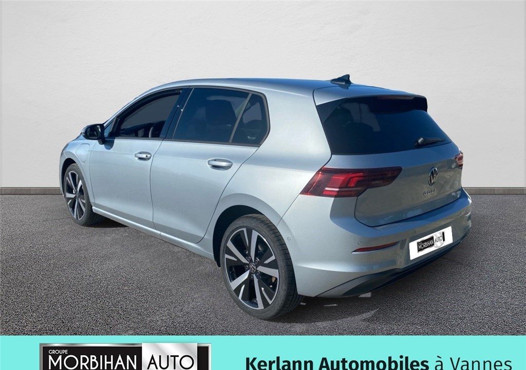 VOLKSWAGEN GOLF 1.5 EHYBRID 204 DSG6
