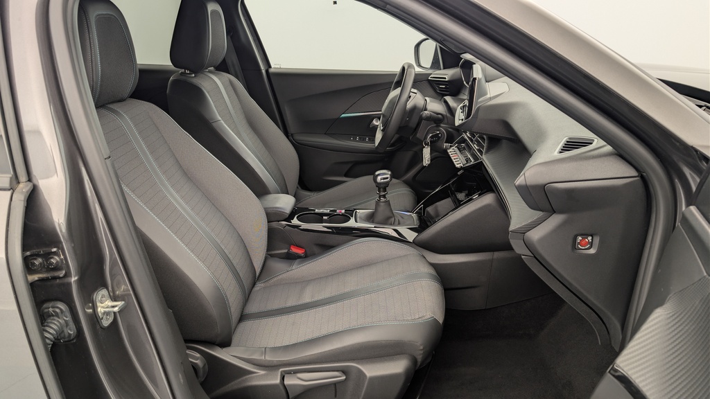 Peugeot 2008 PureTech 130 S&S BVM6 Allure