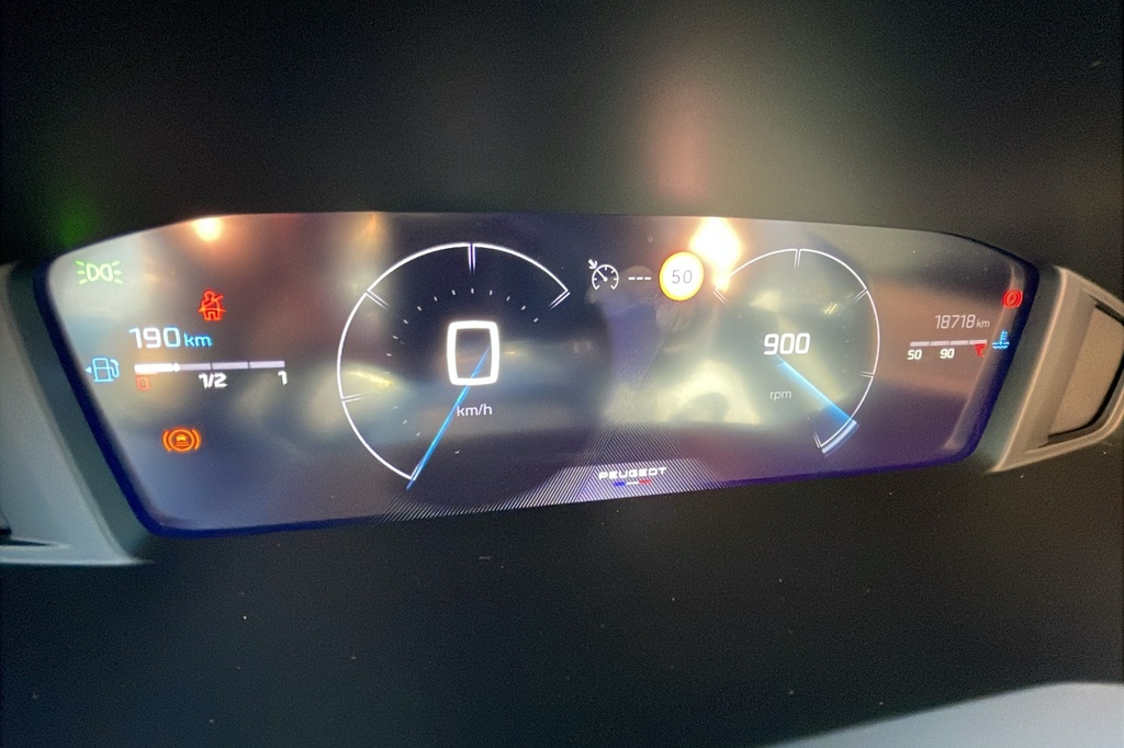 Peugeot 2008 PureTech 100 S&S BVM6 Allure