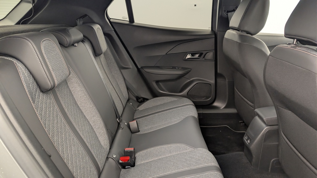 Peugeot 2008 PureTech 100 S&S BVM6 Allure