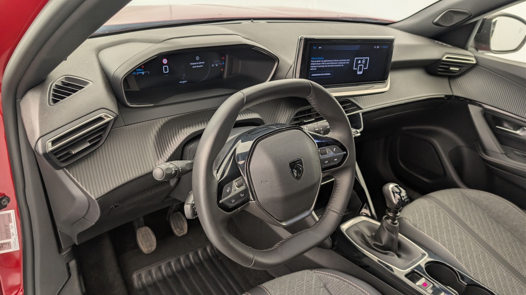 Peugeot 2008 PureTech 100 S&S BVM6 Allure