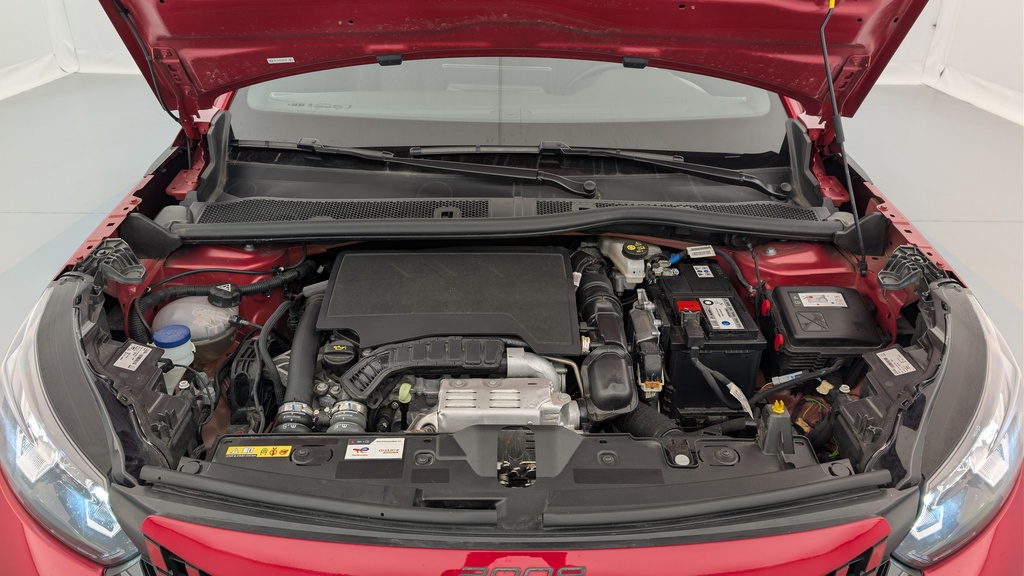 Peugeot 2008 PureTech 100 S&S BVM6 Allure