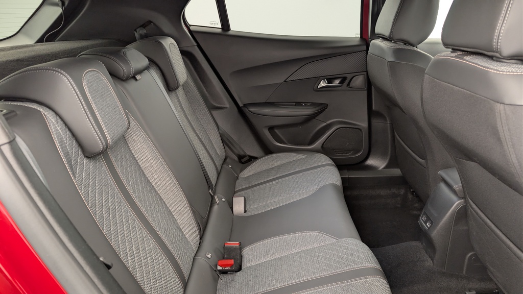 Peugeot 2008 PureTech 100 S&S BVM6 Allure