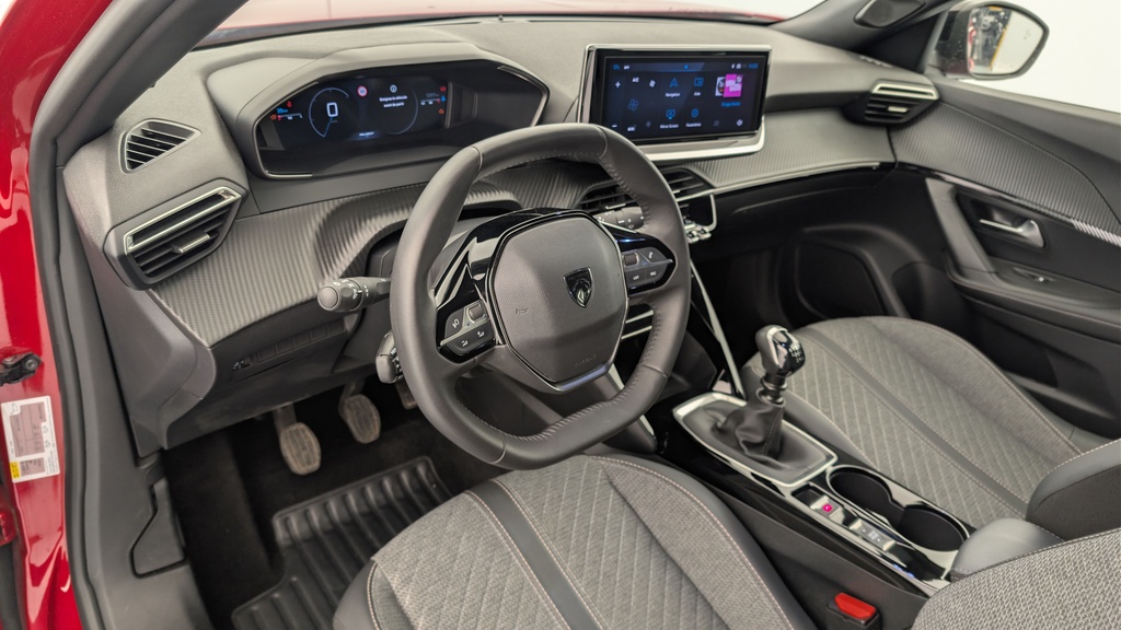 Peugeot 2008 PureTech 100 S&S BVM6 Allure