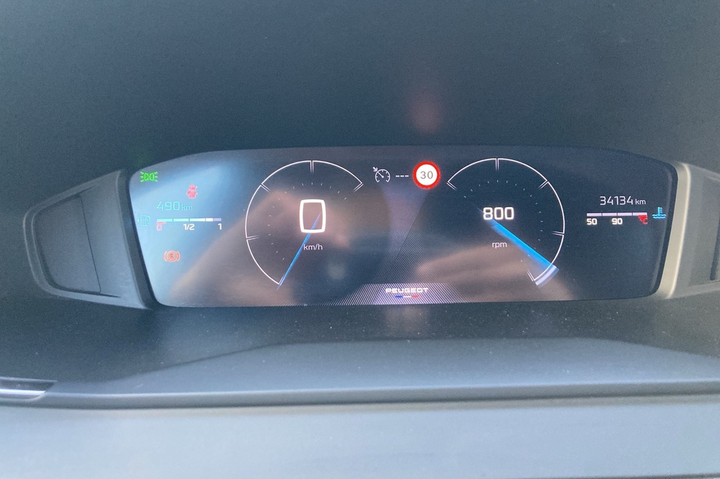 Peugeot 2008 PureTech 100 S&S BVM6 Allure