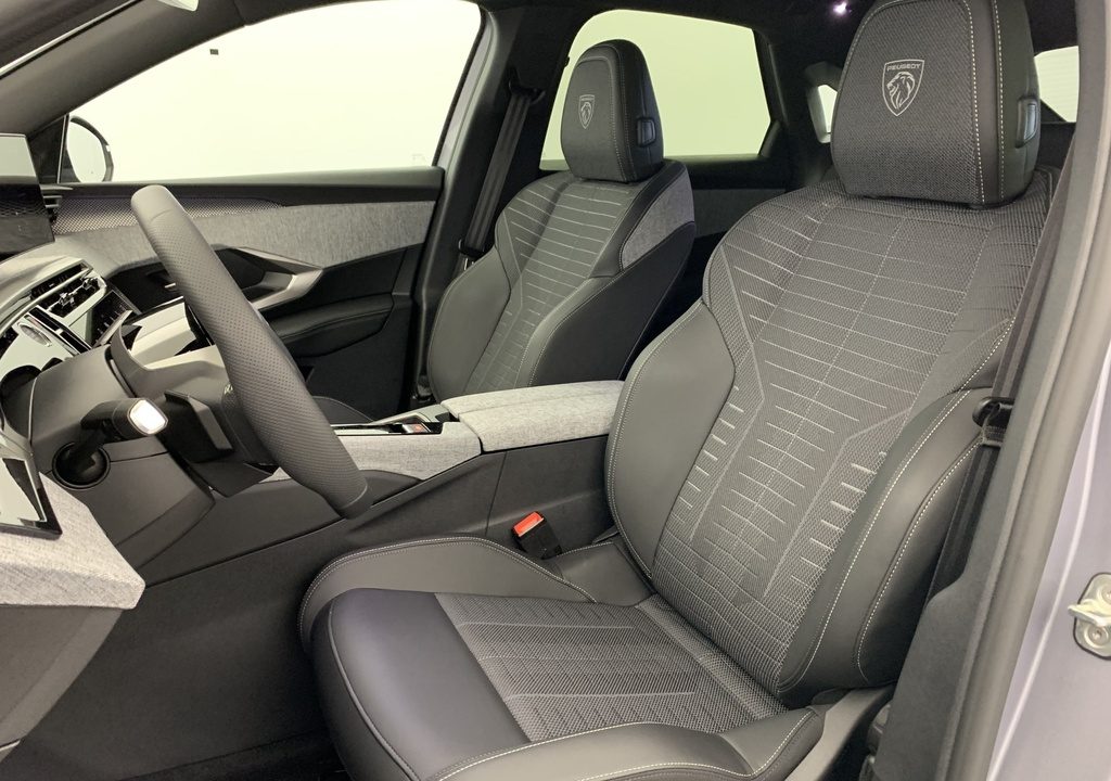 Peugeot 3008 Hybrid 145 e-DCS6 GT