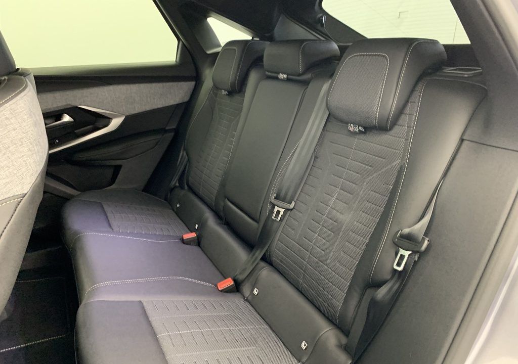 Peugeot 3008 Hybrid 145 e-DCS6 GT