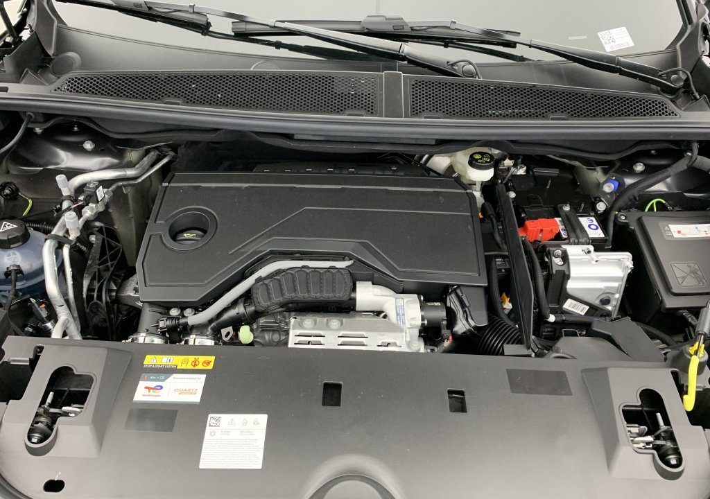Peugeot 3008 Hybrid 145 e-DCS6 GT