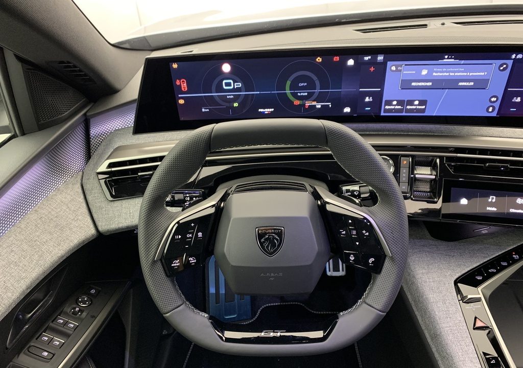 Peugeot 3008 Hybrid 145 e-DCS6 GT