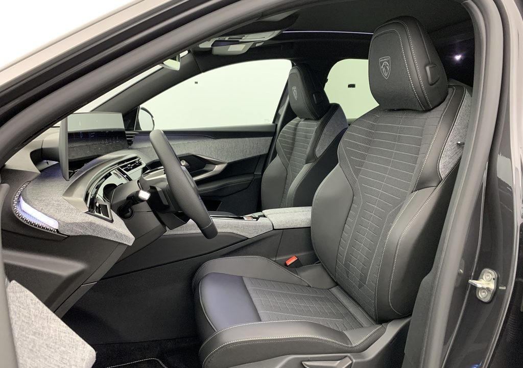 Peugeot 3008 Hybrid 145 e-DCS6 GT
