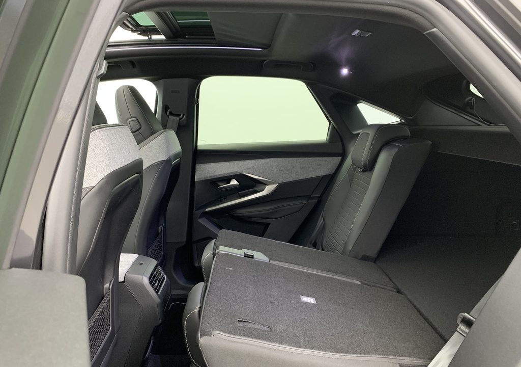 Peugeot 3008 Hybrid 145 e-DCS6 GT