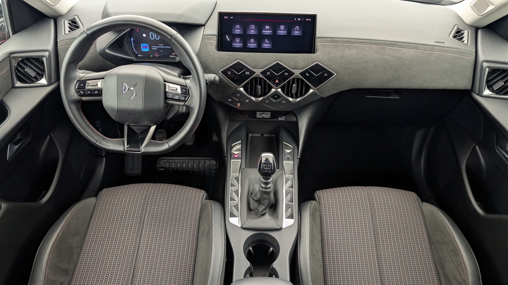 Ds DS3 PureTech 100 BVM6 Performance Line