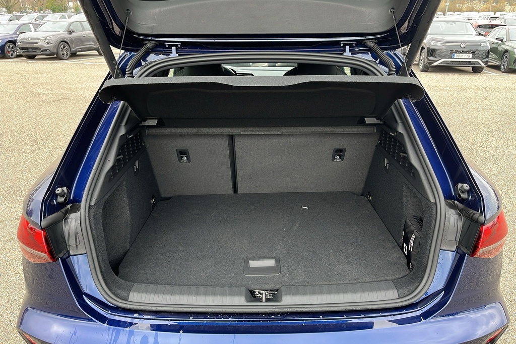 Audi A3 SPORTBACK NOUVELLE 45 TFSI E HYBRIDE RECHARGEABLE 272 S TRONIC 6 S LINE