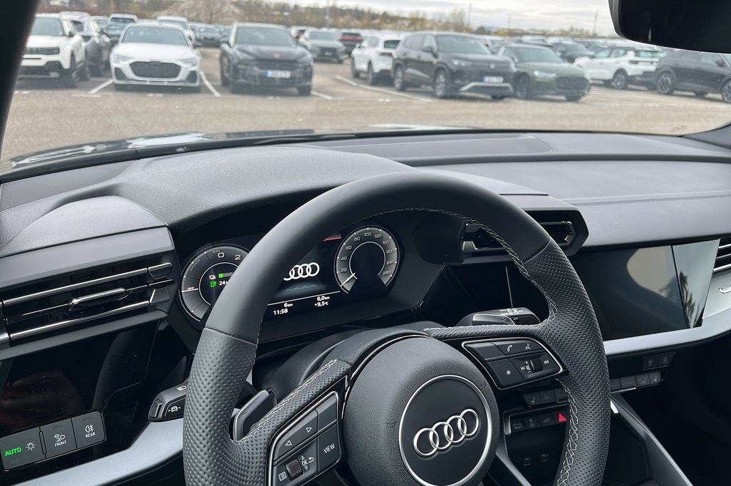 Audi A3 SPORTBACK NOUVELLE 45 TFSI E HYBRIDE RECHARGEABLE 272 S TRONIC 6 S LINE