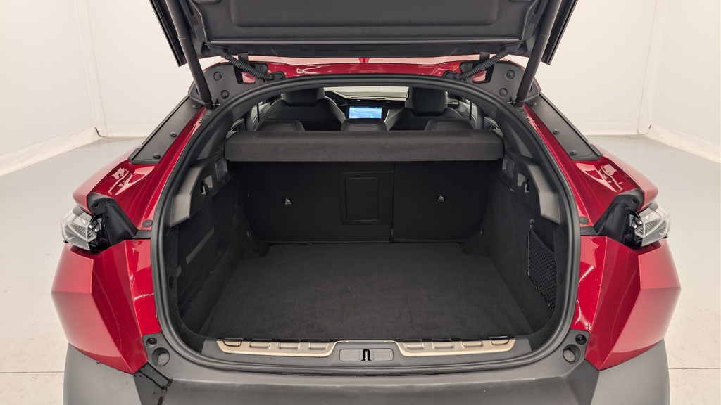 Peugeot 408 Hybrid 145 e-DCS6 GT
