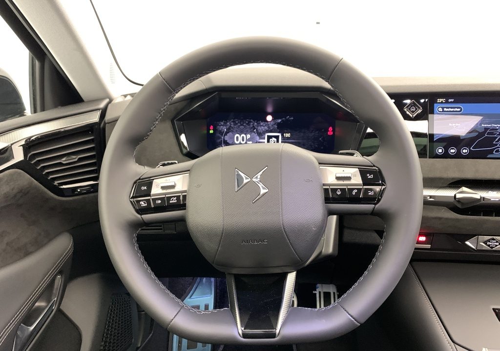 Ds N°4 Hybride 145 e-DCT6 Etoile – Alcantara