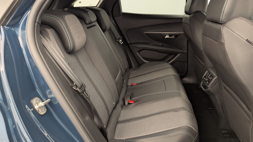 Peugeot 3008 Hybrid 180 e-EAT8 Allure Pack