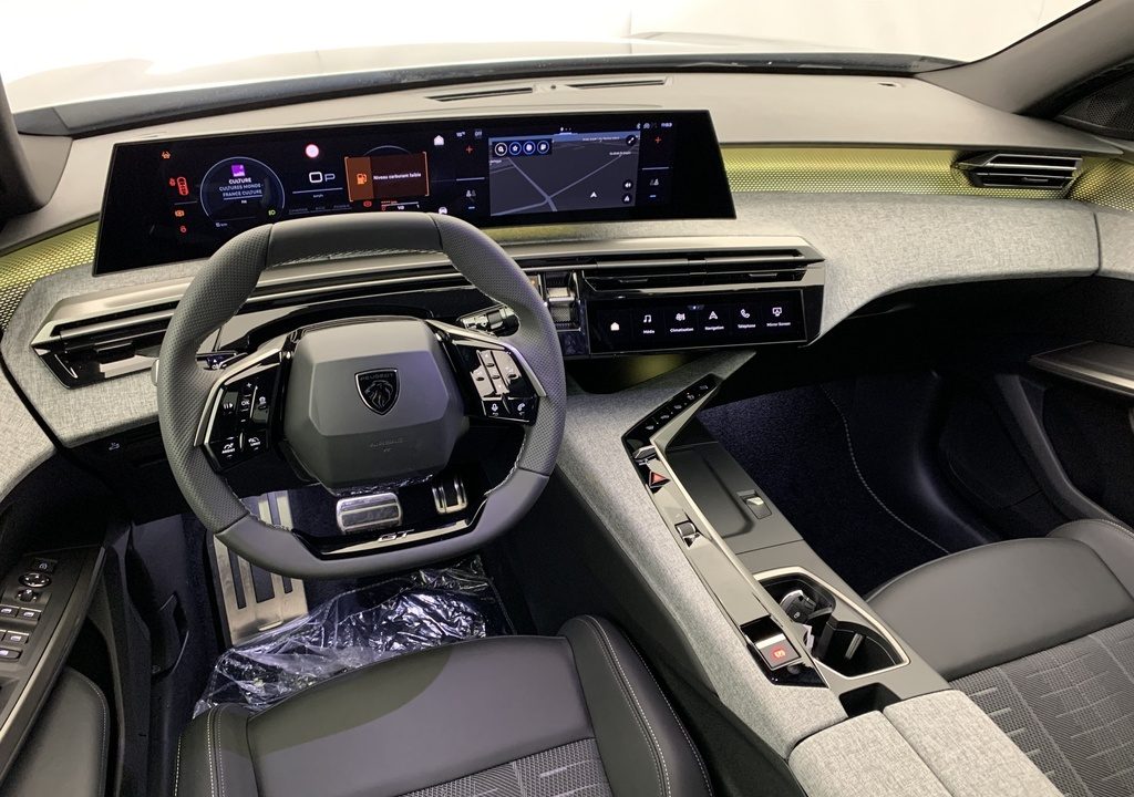 Peugeot 3008 Hybrid 145 e-DCS6 GT