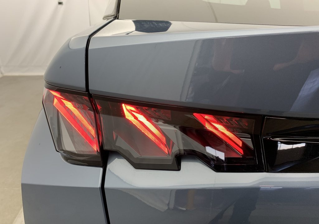 Peugeot 3008 Hybrid 145 e-DCS6 GT