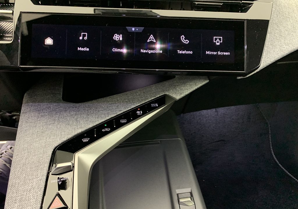 Peugeot 3008 Hybrid 145 e-DCS6 GT