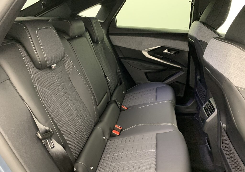 Peugeot 3008 Hybrid 145 e-DCS6 GT