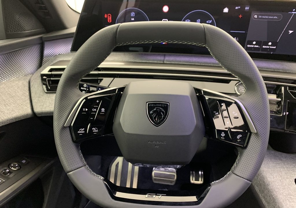 Peugeot 3008 Hybrid 145 e-DCS6 GT