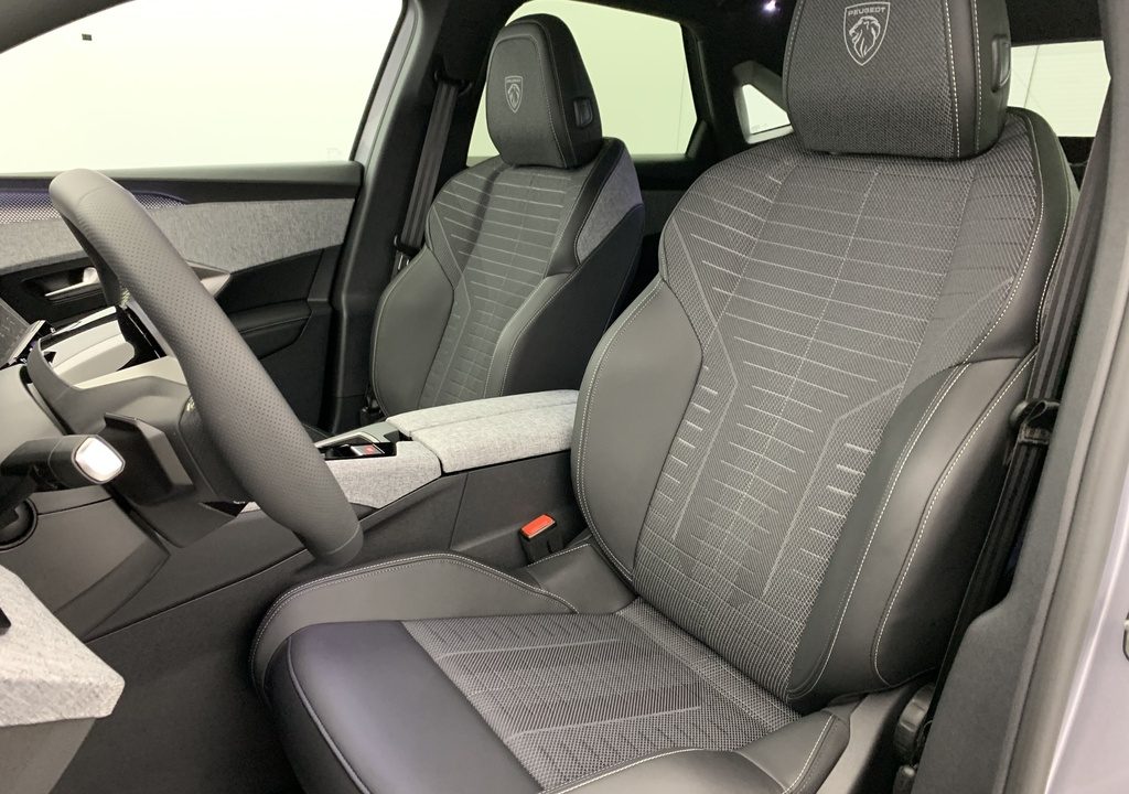 Peugeot 3008 Hybrid 145 e-DCS6 GT