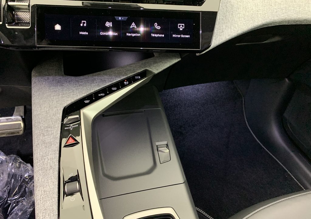 Peugeot 3008 Hybrid 145 e-DCS6 GT
