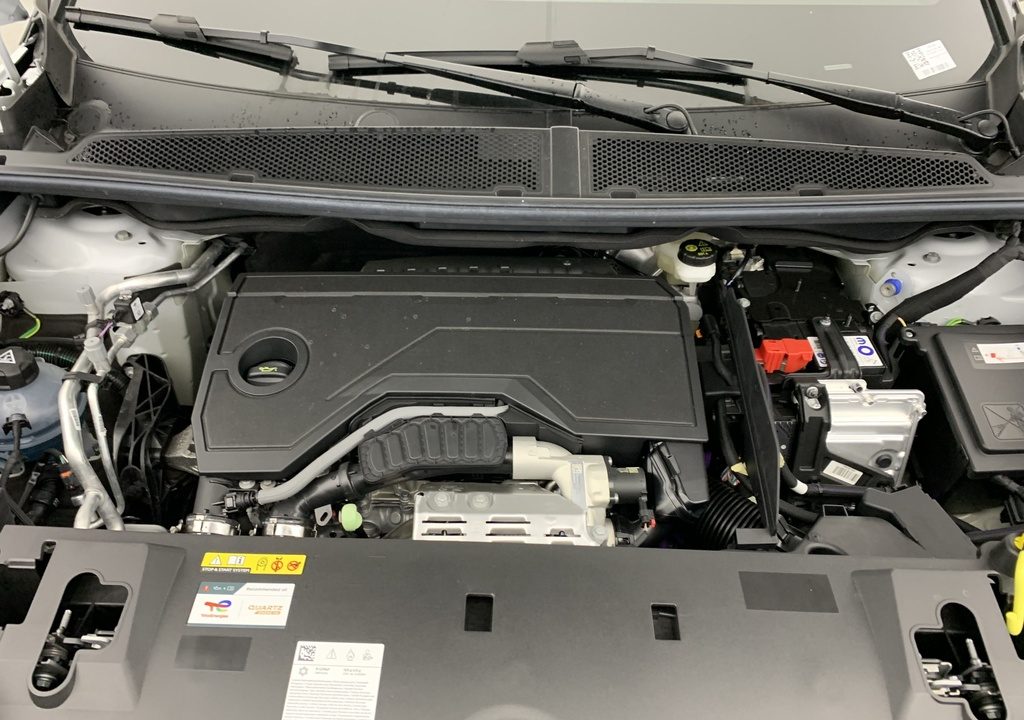 Peugeot 3008 Hybrid 145 e-DCS6 GT