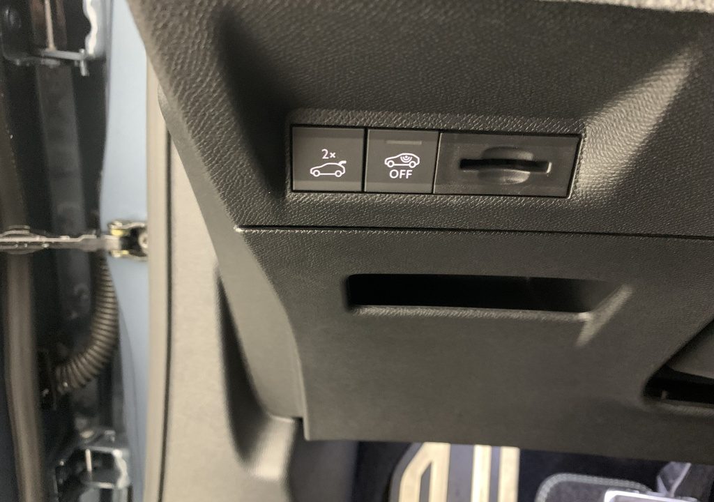 Peugeot 3008 Hybrid 145 e-DCS6 GT