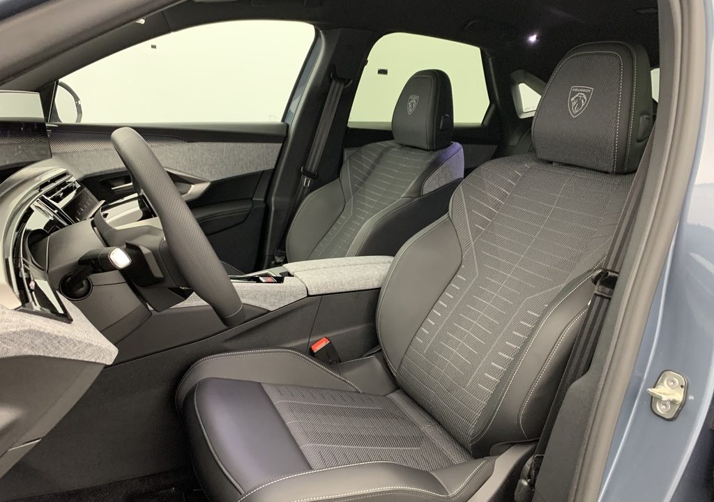 Peugeot 3008 Hybrid 145 e-DCS6 GT