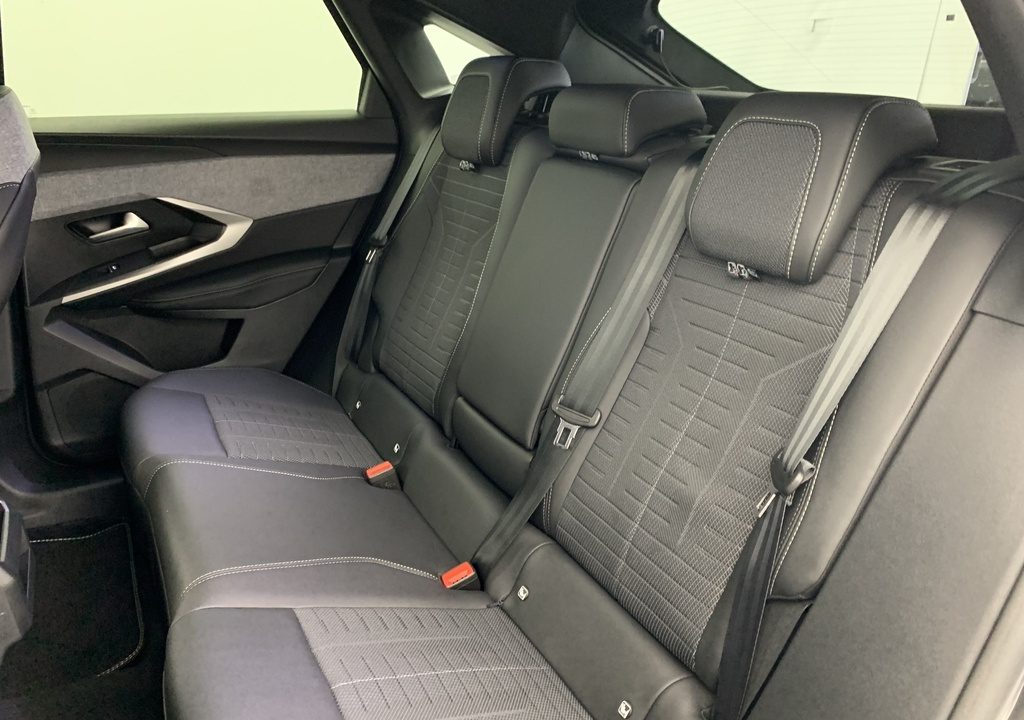 Peugeot 3008 Hybrid 145 e-DCS6 GT