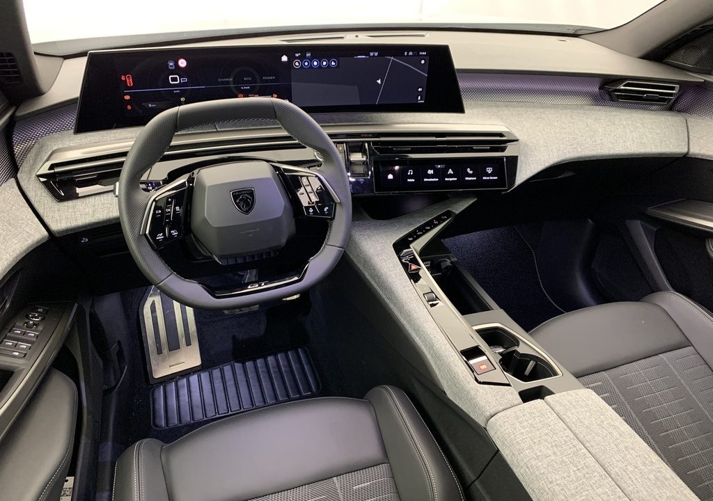 Peugeot 3008 Hybrid 145 e-DCS6 GT