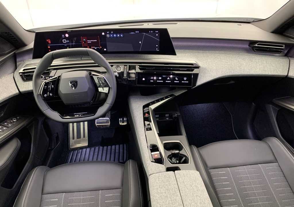 Peugeot 3008 Hybrid 145 e-DCS6 GT