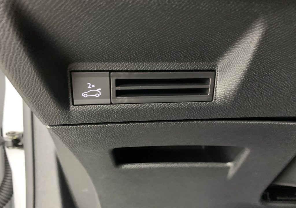Peugeot 3008 Hybrid 145 e-DCS6 GT