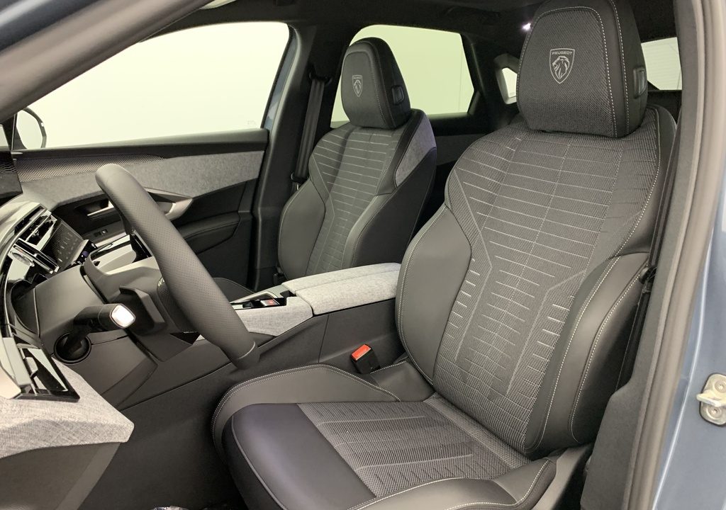 Peugeot 3008 Hybrid 145 e-DCS6 GT