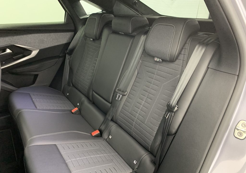 Peugeot 3008 Hybrid 145 e-DCS6 GT
