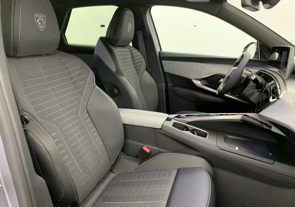 Peugeot 3008 Hybrid 145 e-DCS6 GT