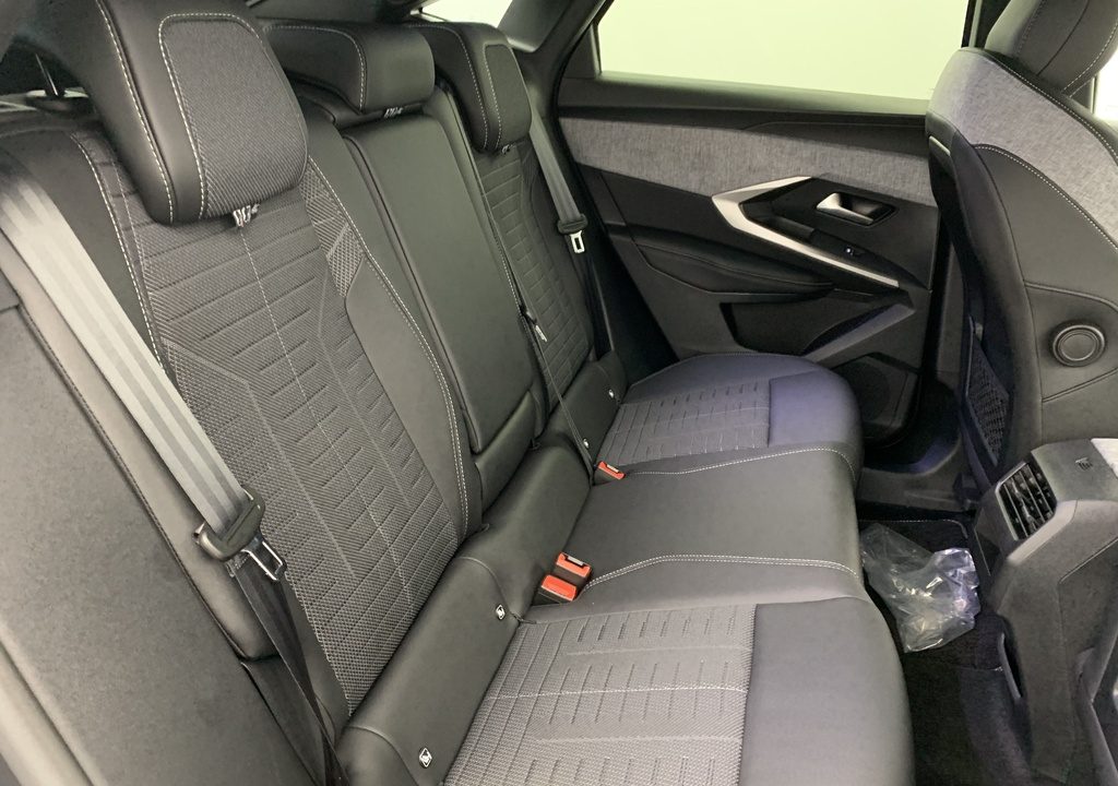 Peugeot 3008 Hybrid 145 e-DCS6 GT