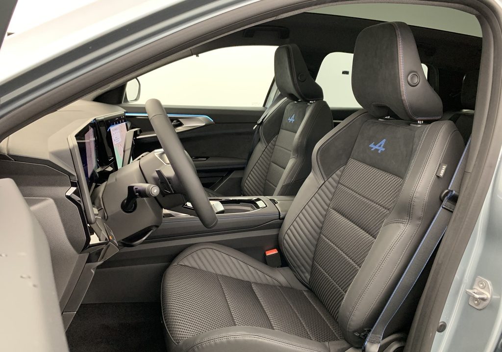 Renault ESPACE VI NOUVEAU FULL HYBRID E-TECH 200 CH 7PL ESPRIT ALPINE