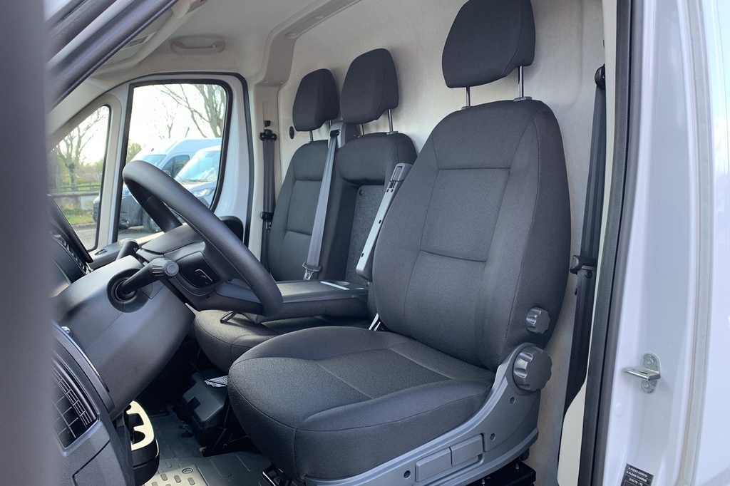 Peugeot BOXER FOURGON BOXER FGN TOLE 3.3 T L2H2 120 S&S BVM6