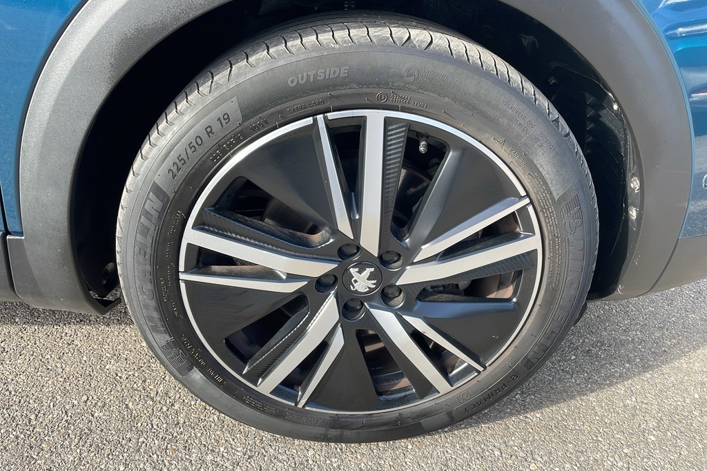 Peugeot 3008 Hybrid 180 e-EAT8 Allure Pack