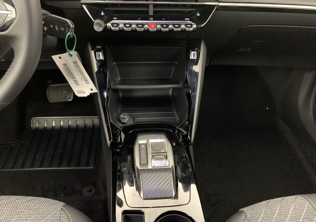 Peugeot 2008 Hybrid 145 e-DCS6 Allure