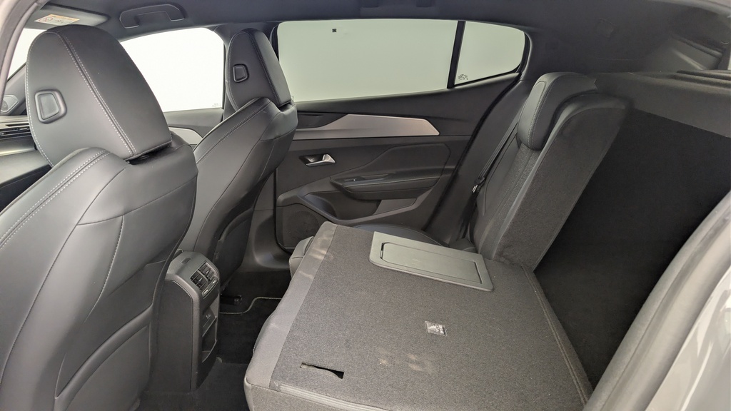Peugeot 408 Hybrid 145 e-DCS6 GT