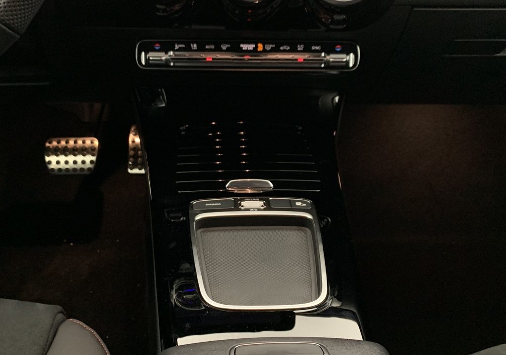 Mercedes-benz CLASSE A 200 d 8G-DCT AMG Line
