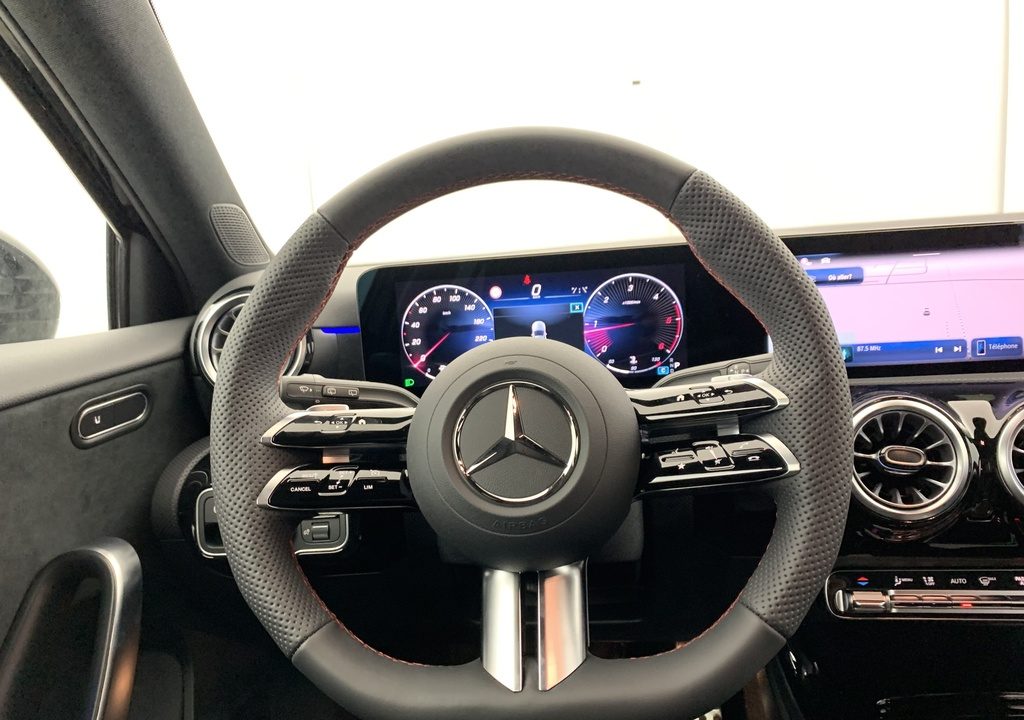 Mercedes-benz CLASSE A 200 d 8G-DCT AMG Line