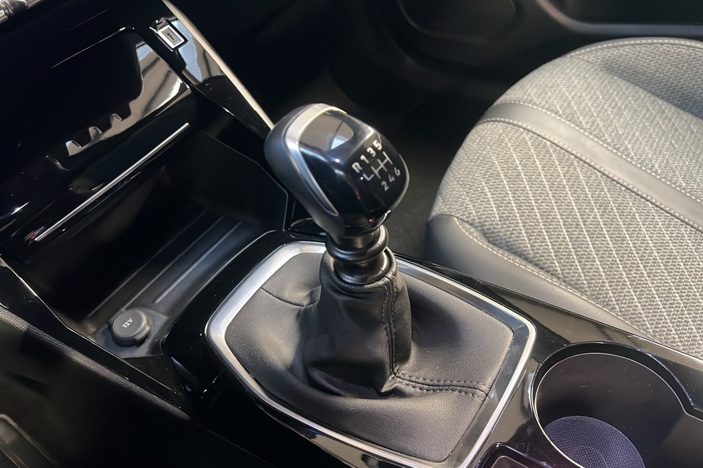 Peugeot 2008 100 S&S BVM6 Allure