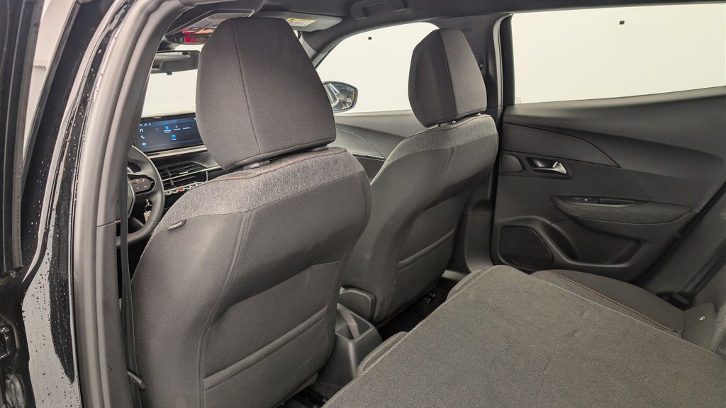 Peugeot 2008 Hybrid 136 e-DCS6 Style