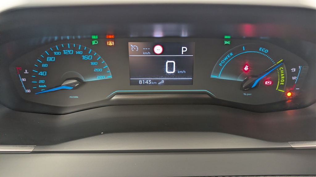 Peugeot 2008 Hybrid 136 e-DCS6 Style